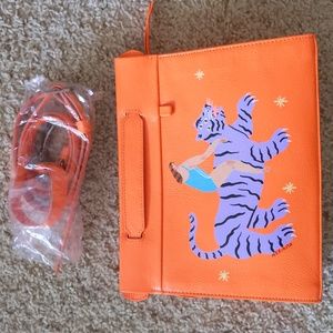 NWT - Min & Mon Vali Crossbody Handbag - Hand Painted